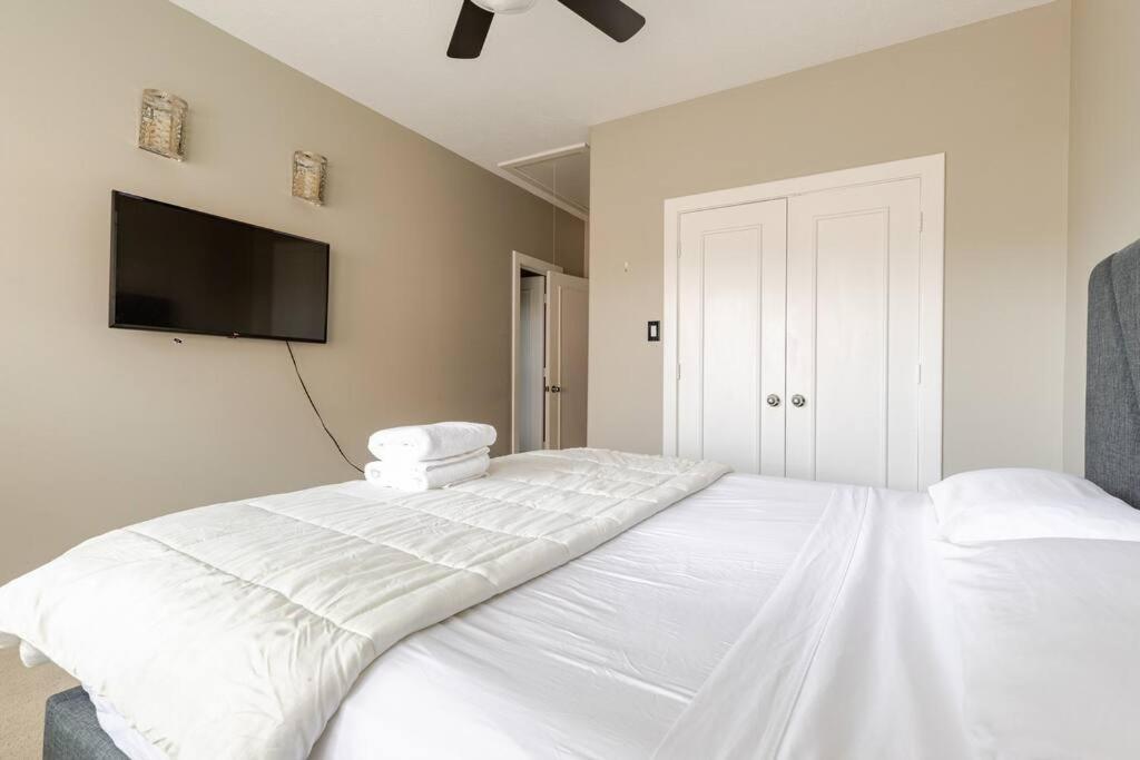 Wanderlust Villa Near Galleria Mall Houston Exterior foto